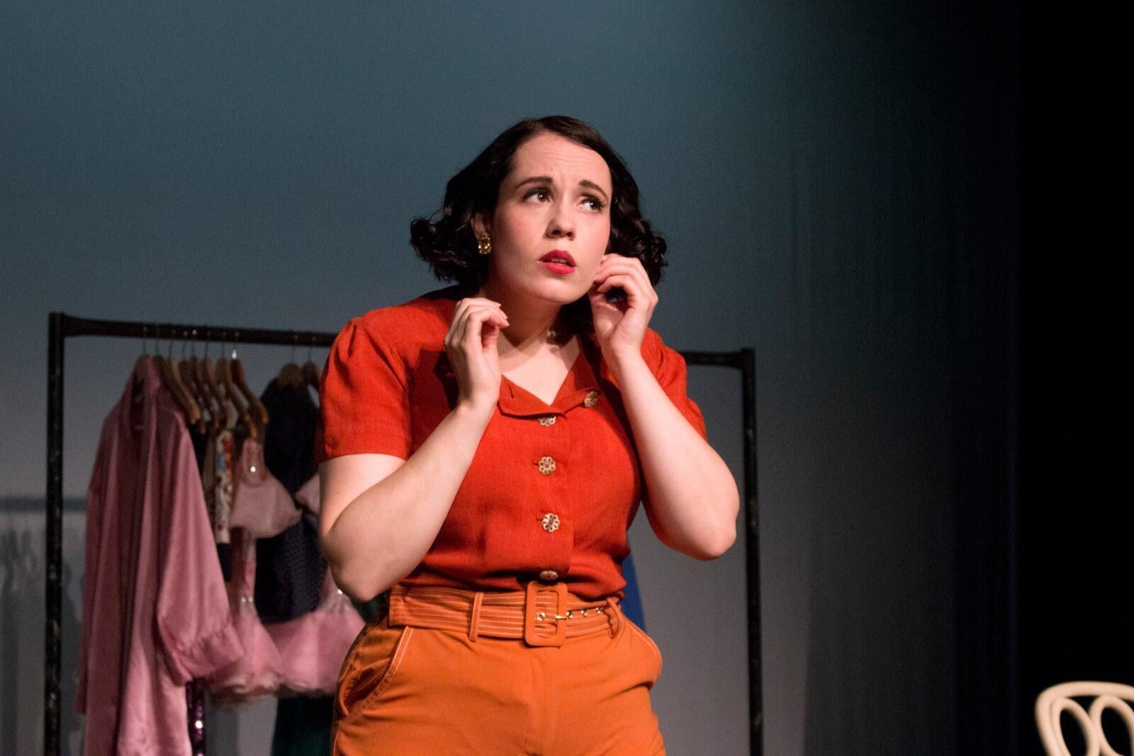 Bess in The Floorshow